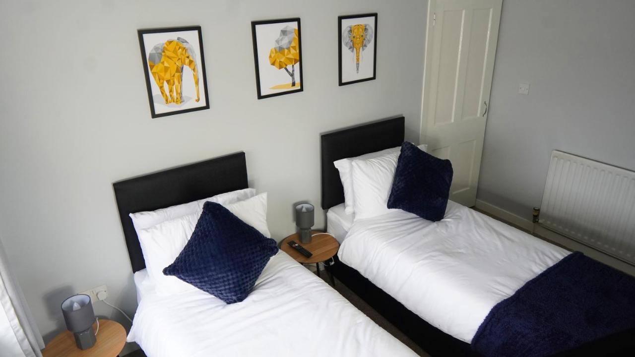 Portobello House - Four Bedroom House Perfect For Contractors - Sleeps 6 - Free Parking Вулвергемптон Экстерьер фото