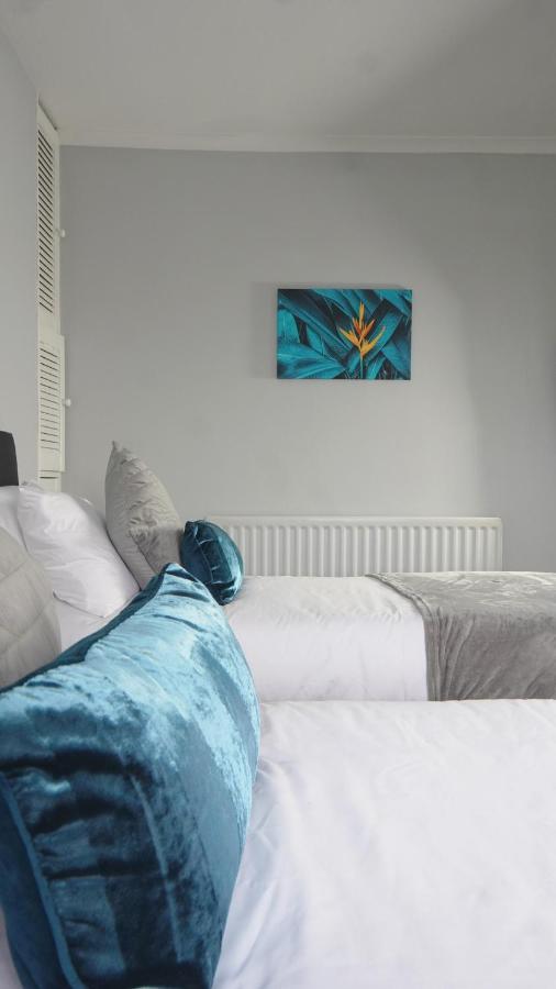 Portobello House - Four Bedroom House Perfect For Contractors - Sleeps 6 - Free Parking Вулвергемптон Экстерьер фото