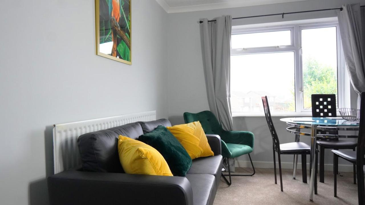 Portobello House - Four Bedroom House Perfect For Contractors - Sleeps 6 - Free Parking Вулвергемптон Экстерьер фото
